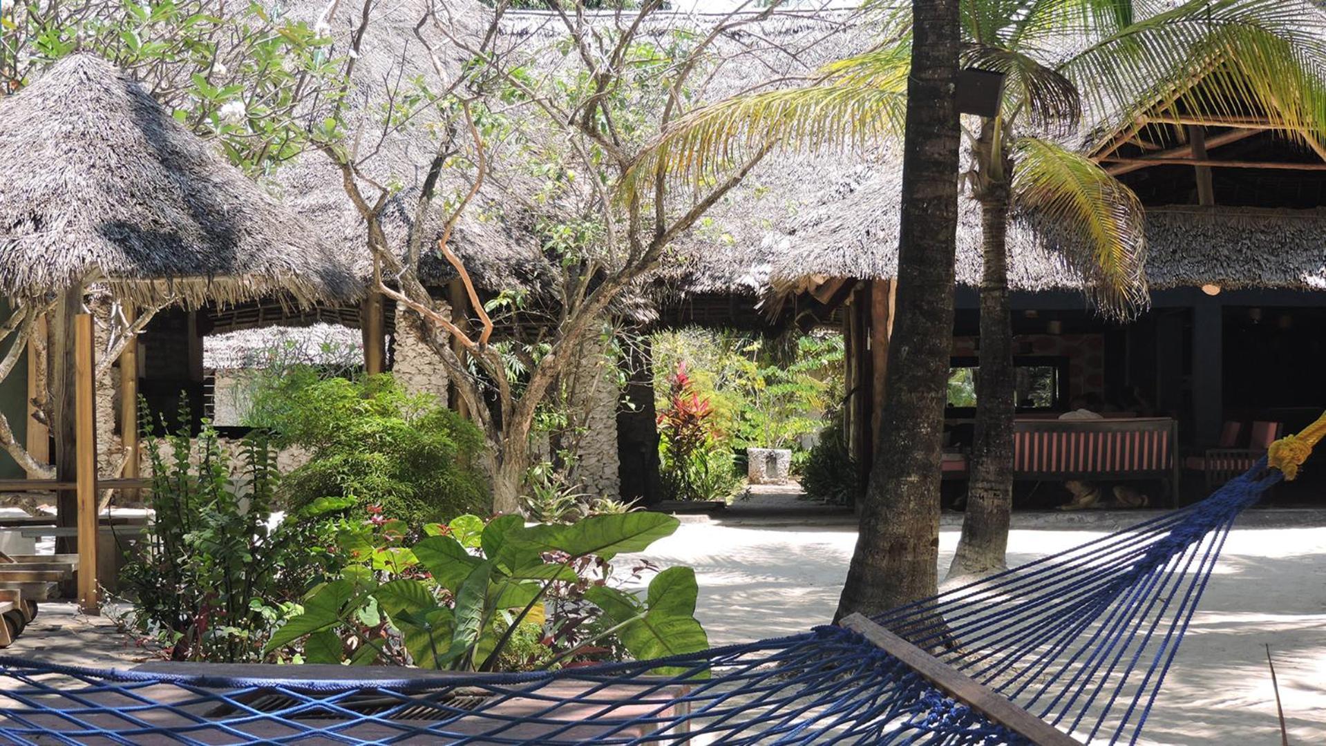 Paje By Night Bungalows Exterior photo